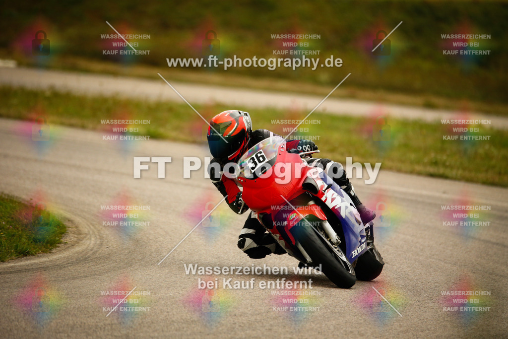 _MOT8221 | Hier findet Ihr Bilder von Touristenfahrten auf der Nürburgring Nordschleife oder von anderen Veranstaltungen die ich besucht habe. Viel Spass beim Durch Schauen 