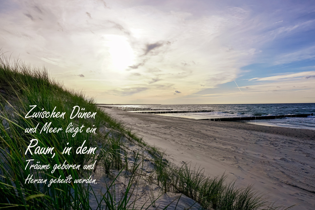 Meer Kalender 2026 - Ostseemotiv mit Text | Gestalten Sie Ihr Zuhause mit einzigartigen Bildern von Ostsee u. Nordsee – als Leinwandbild, Acryl, Alu-Dibond oder FineArt Hahnemühle, individuell anpassbar.