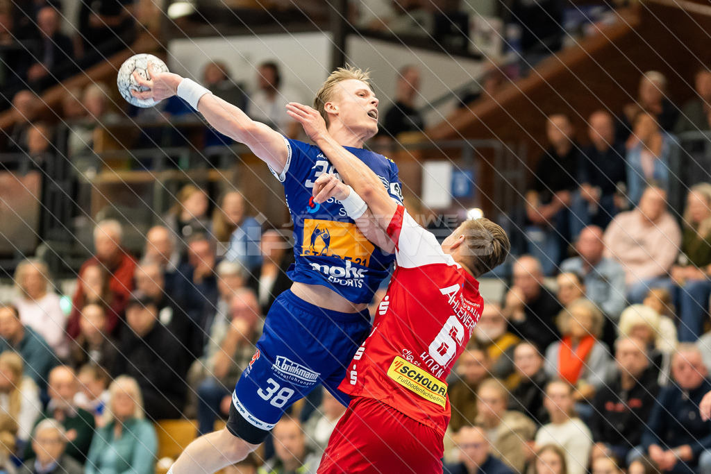 20251011_Picselweb-Fotografie_2R3_2865 | Nils Schröder (38, VfL Fredenbeck), Nico Horn (6, Ahlener SG) - Realisiert mit Pictrs.com