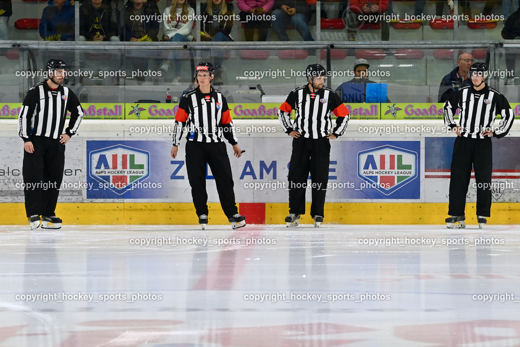 EK Zeller Eisbären vs. HDD Jesenice 1.10.2022 | BERGANT Anze, HUBER Andreas, MILOVANOVIC Jakob, KANYO Tamas, Referees
