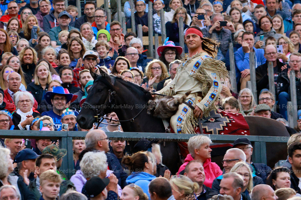 _P8A2020_P8A0159 | Alexander Klaws als Winnetou