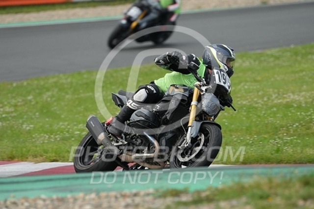 2024_06_21_PBK_22714 | Sportfotografie; SlowMotion; Video; Rennstrecke; Hafeneger; Speer; Racing; RSE; BMW; CBO; Trackday; Motorsportarena; Hockenheimring; Brno; Most; Barcelona; Valencia