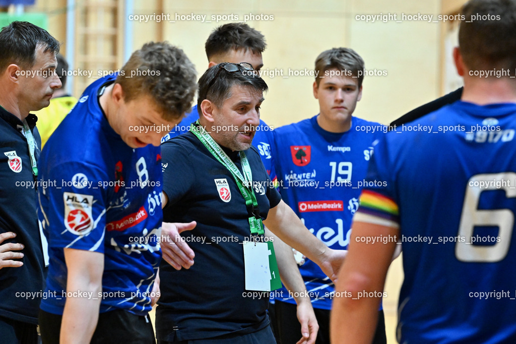 SC Ferlach vs. ALPLA HC Hard | Headcoach SC Ferlach BEGUS Robert, #8 KNAPP Simon SC Ferlach, #19 EBNER Luca SC Ferlach, SC Ferlach vs. ALPLA HC Hard, SC Ferlach vs. ALPLA HC Hard am 05.04.2025 in Ferlach (Ballspielhalle Ferlach), Austria, (Photo by Bernd Stefan)