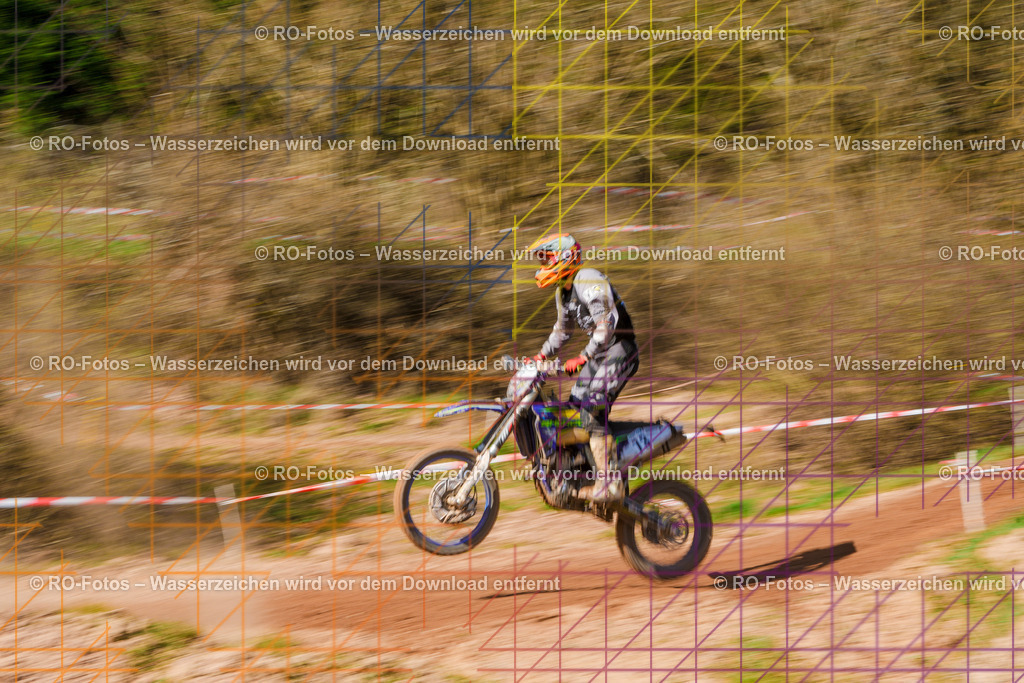 3 Lauf Mernes-389 | Sportfotografie von RO-Fotos: Motorsport, Motocross, Enduro, Laufveranstaltungen und Triathlon. Professionelle Fotos von Sportlern und Events. - Realisiert mit Pictrs.com
