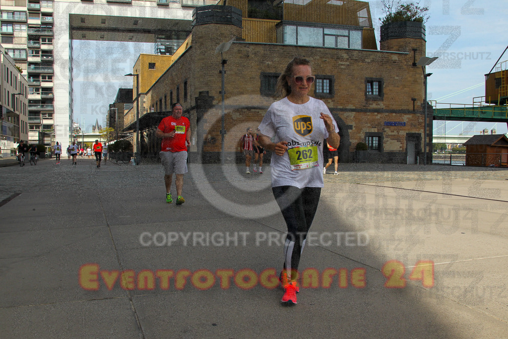 250920_1340_EV4_6402 | Sportfotografie im Rhein-Sieg Kreis, Köln, Bonn, NRW, Rheinland Pfalz, Hessen, etc. Unser Tätigkeitsfeld umfasst den Laufsport vom Volkslauf über den Marathon, Duathlon, Triathon bis zum Ultralauf wie Kölnpfad Ultra oder Schindertrail.