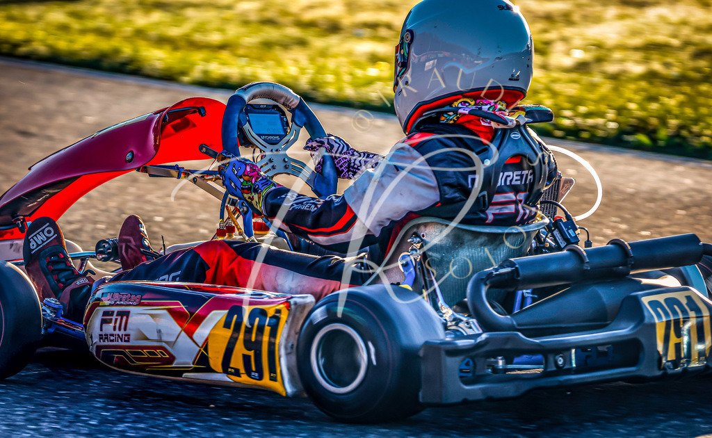 BF6E0511-4F96-43B6-99F0-0888D39C566A | traudl_s_fotos