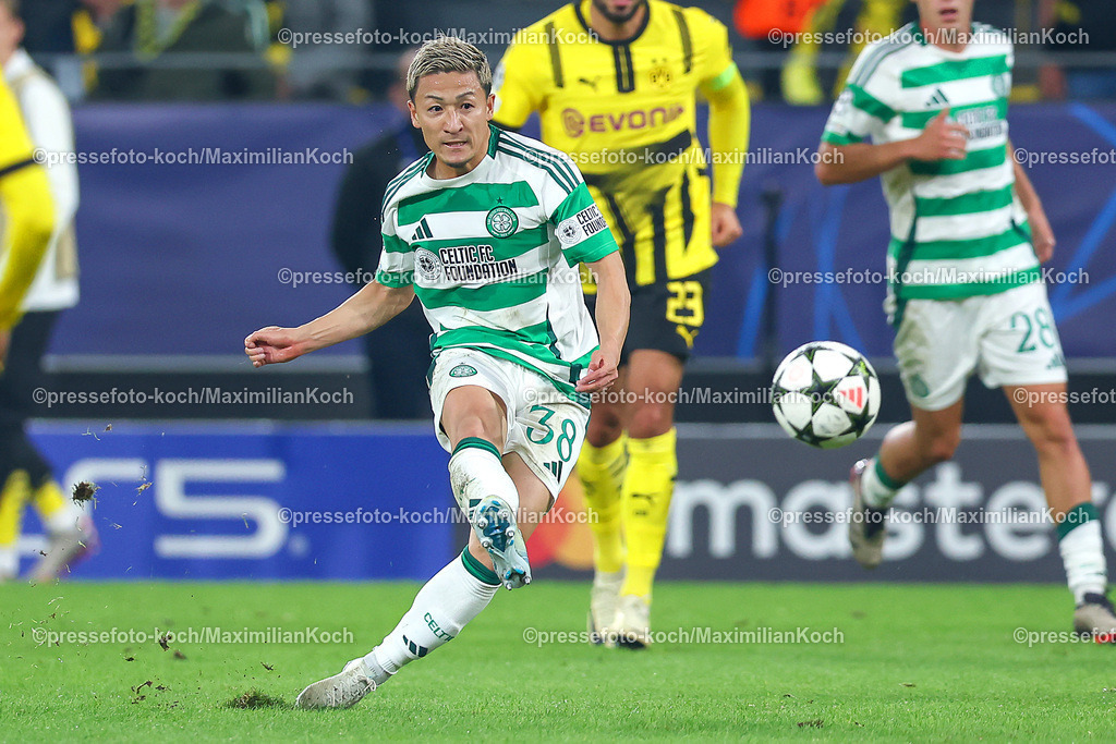 BVB01102401024 | 01.10.2024, Fußball, UEFA Champions League, Borussia Dortmund - Celtic Glasgow, 2. Spieltag, Signal Iduna Park, Saison 2024 2025: Daizen Maeda (Celtic #38) Torschuetze 1:1 beim Schuss auf das Tor