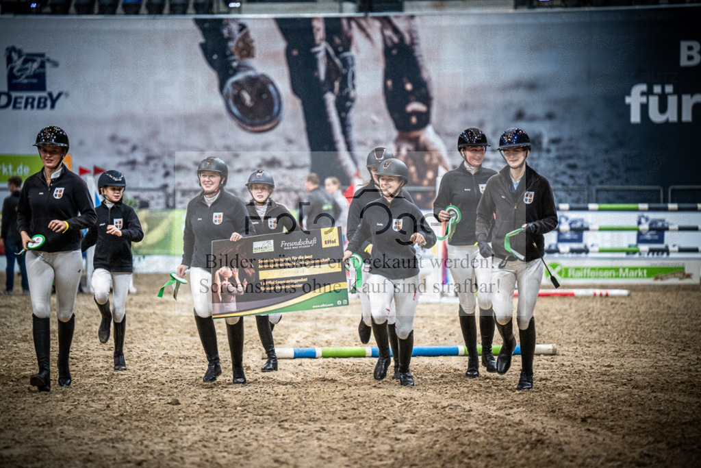 DOS_0211 | Entdecke hochwertige Reitturnierfotos von Foto Oger. Professionell, emotional und authentisch – jetzt Lieblingsmomente im Shop bestellen.Deutschlandweite Turnierfotografie. - Realisiert mit Pictrs.com