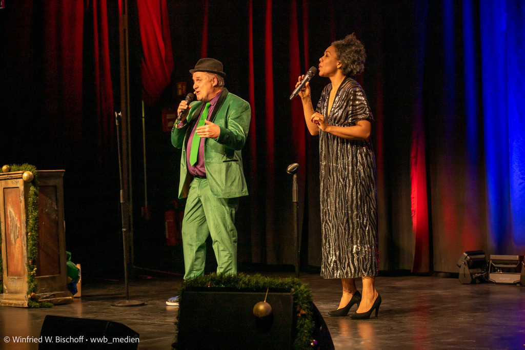 wwb-2412-0296 | <Fotografie> <Video> <Film> <Winfried Bischoff> - Realisiert mit Pictrs.com