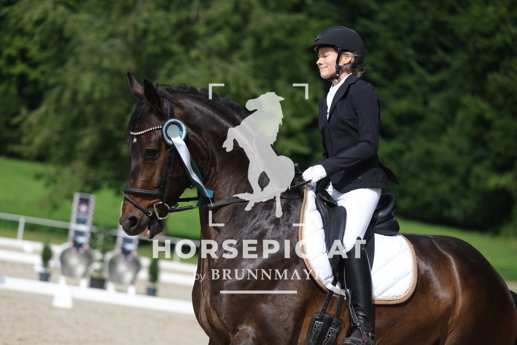 0P6A8966 | Willkommen bei Brunnmayr - Design & Fotografie – Ihrem Spezialisten für Reitturniere und Pferdeveranstaltungen in Oberösterreich, Salzburg und Bayern! Seit über 17 Jahren sind wir leidenschaftlich dabei.