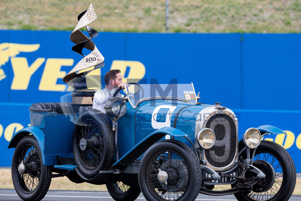 Trainproduction-20230610-2014 | LE MANS,FRANCE,10.Jun.23 - MOTORSPORTS - WEC, FIA World Endurance Championships, 24 Hours of Le Mans, Circuit de la Sarthe, race. Image shows the trophy. Photo: Trainproduction / Matthias Trinkl