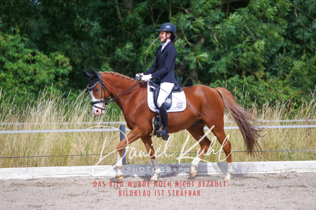 DKP46717 | Turniersportfotografie; Pferdefotografie; Dressurfotografie