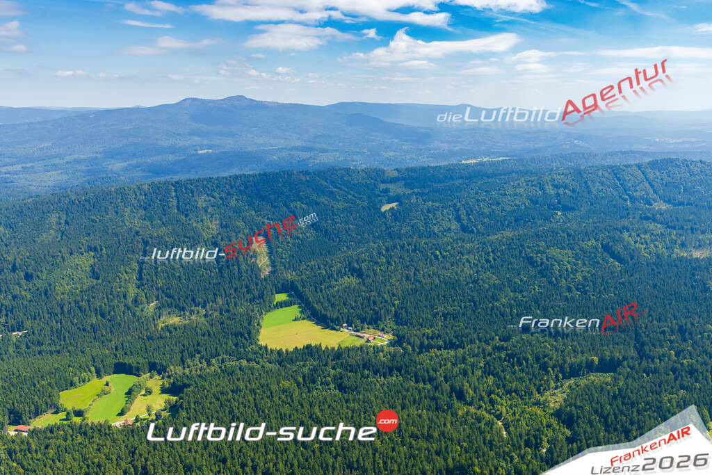 Schöne Luftaufnahme als Geschenk in Kohlau Rinchnach - Die Luftbildaufnahme wurde 2025 vom UL-Flugzeug heraus erstellt ( keine Drohne ) - Hochauflösende Luftaufnahme -Nicht vergleichbar mit Google Maps oder Satelittenbilder- Die Geschenkidee !Mit Lizenz und Bildrechte bestellbar