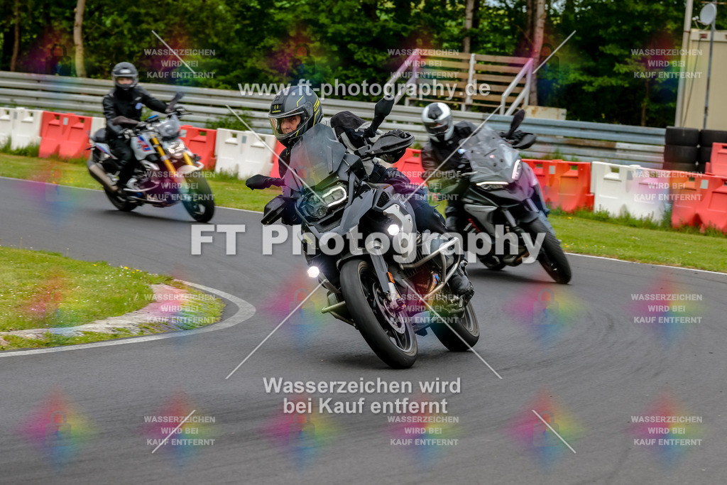MotoTeamVBK-20264 | Hier findet Ihr Bilder von Touristenfahrten auf der Nürburgring Nordschleife oder von anderen Veranstaltungen die ich besucht habe. Viel Spass beim Durch Schauen 