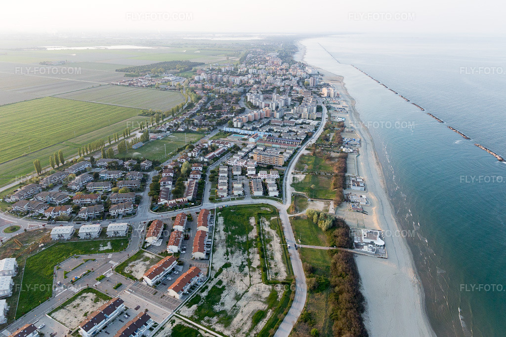 Aerial view: View of the town in Lido DI Dante in the state Emilia Romagna, Italy.Photo: IMG_098487.jpg taken on 04/05/2017 by Werner Riehm/FLY-FOTO.comResolution of the original: 5472 x 3648 px