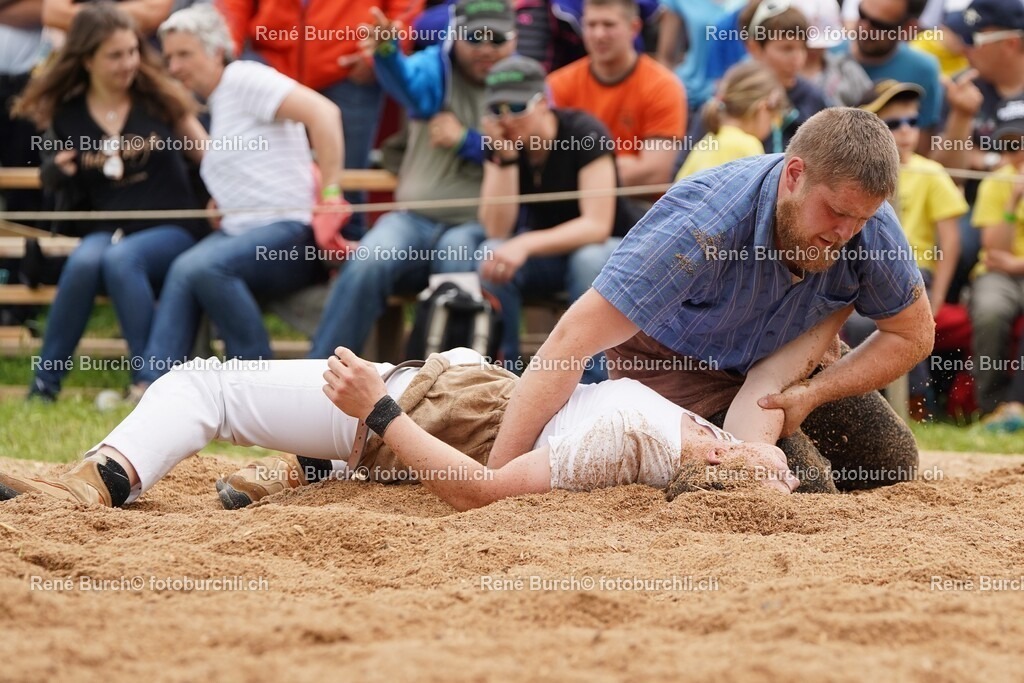 48 | René Burch leidenschaftlicher Fotograf aus Kerns in Obwalden.  Hier finden sie Sport, Landschaft und Natur Fotografie.
 - Realisiert mit Pictrs.com