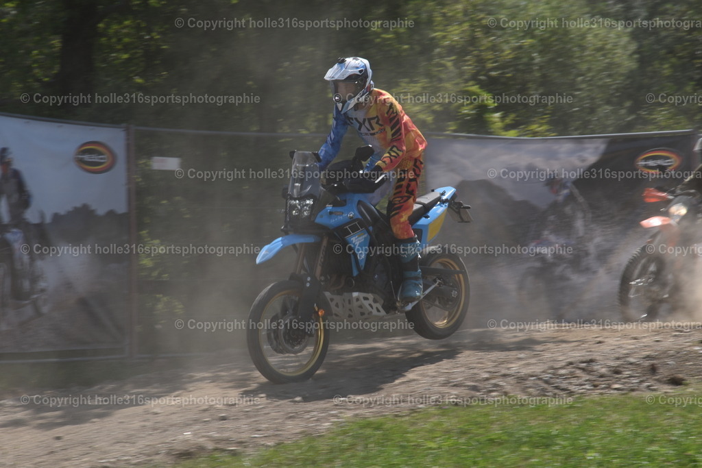 DSC_0259 | Sportfotografie , Motorsport, Motoross, Reitsport, Mointainbike, Enduro,
Landschaft , Outdoor, Eventfotografie, Landschaft, Bilder online bestellen - Realisiert mit Pictrs.com
