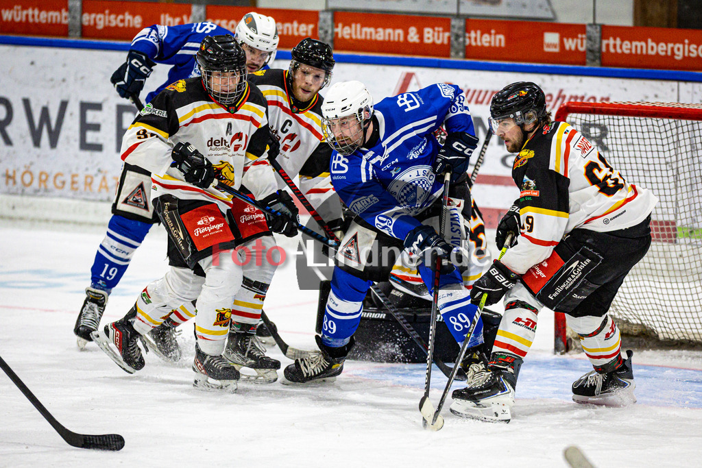 SC Forst NATURE BOYZ gegen EHC Bad Aibling AIBDOGS | Eishockey Landesliga 2025/26 Vorrunde, SC Forst NATURE BOYZ gegen EHC Bad Aibling AIBDOGS, 20251031,Lukas BUCHNER (Nature Boyz 89) in Aktion,2025-10-31 in Peißenberg (flatbuy Arena Peißenberg), Lukas BUCHNER (Nature Boyz 89)Copyright: WolfgangxLindner www.foto-lindner.de