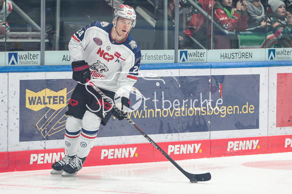 Augsburger Panther - Nürnberg ICE Tigers | Marcus WEBER (NIT #24) am Puck