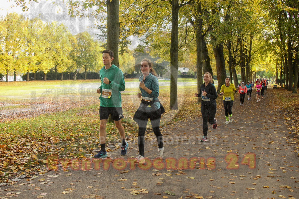 241020_0958_EV4_3592 | Sportfotografie im Rhein-Sieg Kreis, Köln, Bonn, NRW, Rheinland Pfalz, Hessen, etc. Unser Tätigkeitsfeld umfasst den Laufsport vom Volkslauf über den Marathon, Duathlon, Triathon bis zum Ultralauf wie Kölnpfad Ultra oder Schindertrail.