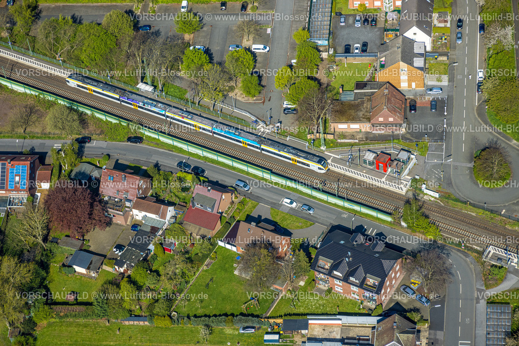Kamen230406206 | Luftbild, Bahnhof Methler, S-Bahn, Kaiserau, Kamen, Ruhrgebiet, Nordrhein-Westfalen, Deutschland