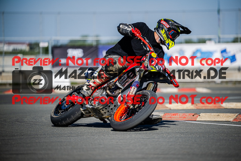 MaZZes_FotoMatrix_220903_0301 | S4