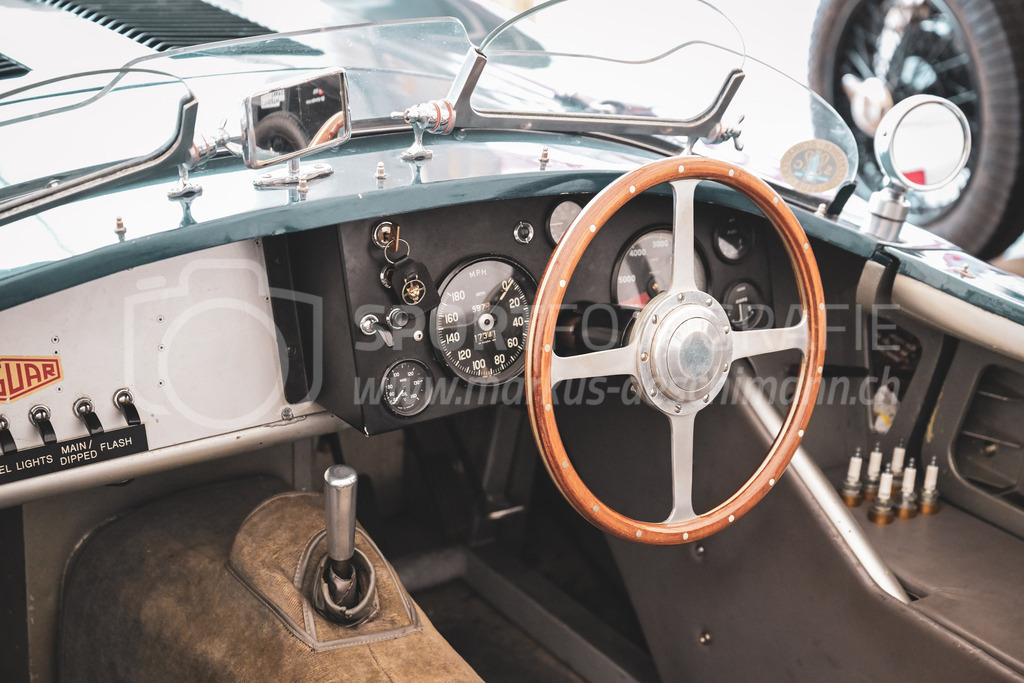 21. Arosa ClassicCar 2025 - 5. September 2025 | Der Jaguar Type C Proteus aus dem Jahre 1953 mit Startnummer 105 von Marco Schweinfurth aus Hüttikon (SUI) am Arosa ClassicCar 2025 in der Kategorie Alpine Performance..@arosaclassiccar, @arosa.official, #arosaclassiccar, #arosa, #76curves, #classiccarBild: Sportfotografie Markus Aeschimann | www.markus-aeschimann.ch - Realisiert mit Pictrs.com