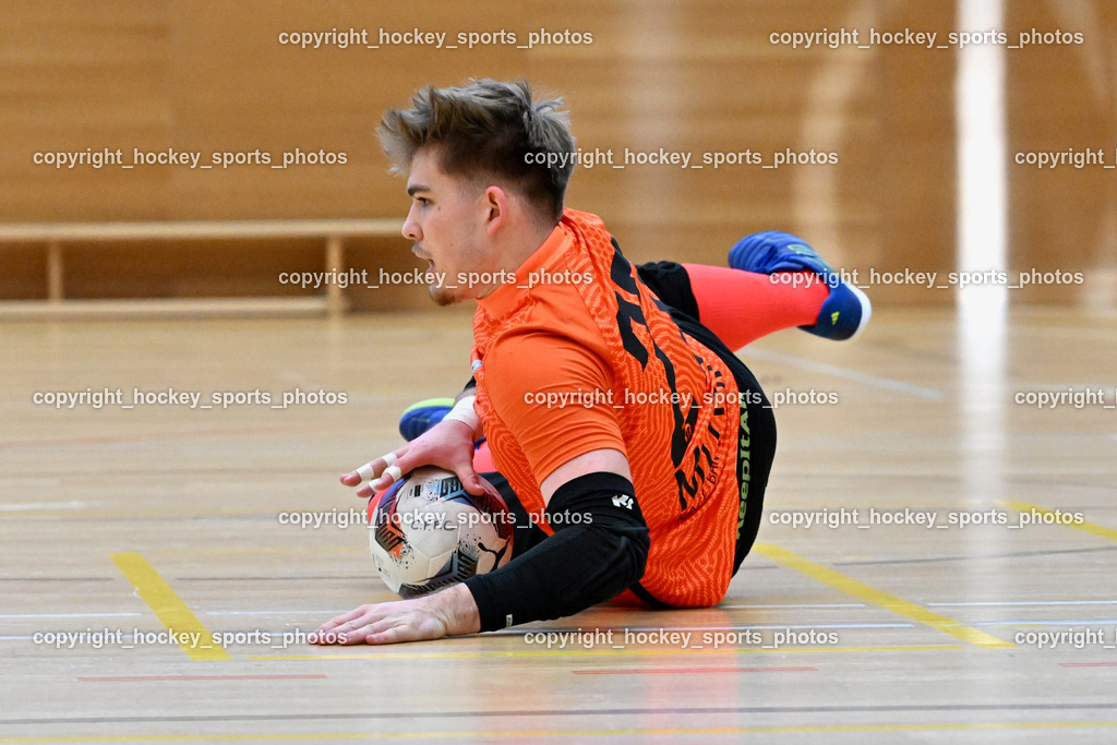 Carinthia Flamengo Futsal Club vs. Dynamo Triestingtal | #27 Markus Lechner Dynamo Triestingtal, Carinthia Flamengo Futsal Club vs. Dynamo Triestingtal, Carinthia Flamengo Futsal Club vs. Dynamo Triestingtal am 29.12.2024 in Villach (Ballspielhalle St. Martin), Austria, (Photo by Bernd Stefan)