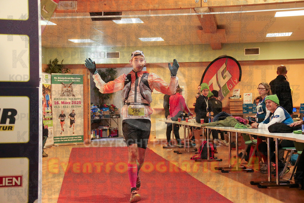 241208_1223_EX1_7606 | Sportfotografie im Rhein-Sieg Kreis, Köln, Bonn, NRW, Rheinland Pfalz, Hessen, etc. Unser Tätigkeitsfeld umfasst den Laufsport vom Volkslauf über den Marathon, Duathlon, Triathon bis zum Ultralauf wie Kölnpfad Ultra oder Schindertrail.