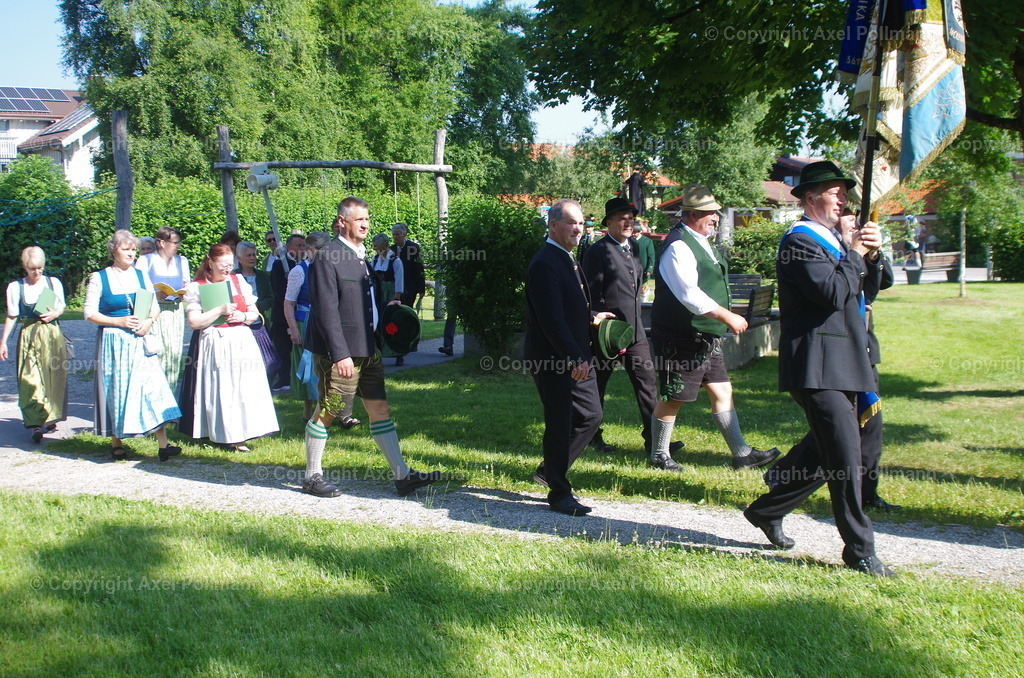IMGP2892 | fotografiert von Axel PollmannLeonhardi Wallfahrt Benediktbeuern und Murnau, Fronleichnam, Fasching, Landschaft im Loisachtal und Benediktbeuern  - Realisiert mit Pictrs.com