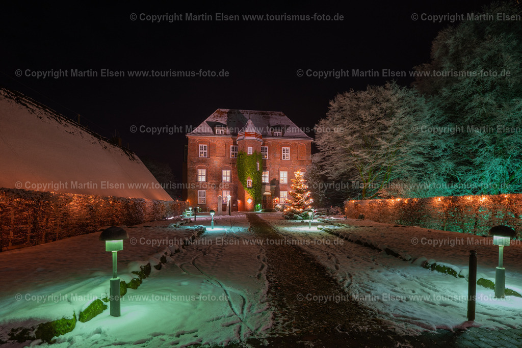 Agathenburg Schloss Winter Schnee_ELS_4996021223 | Agathenburger Schloss - Realisiert mit Pictrs.com