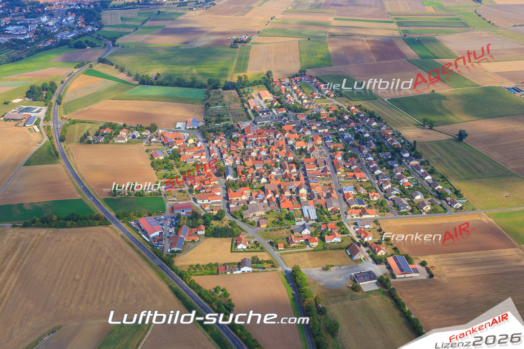 Luftbild von Merkershausen Bad-koenigshofen-im-grabfeld - Luftaufnahme wurde 2016 von https://frankenair.de mittels Flugzeug (keine Drohne) erstellt - die Geschenkidee