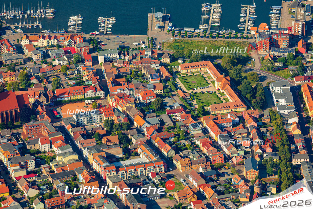 Luftbild Vs Google Maps  Badstüberstraße  Barth -Das Luftbild wurde 2025 vom UL-Flugzeug heraus erstellt ( keine Drohnenluftbilder ) - Hochauflösende Luftaufnahme -Nicht vergleichbar mit Google Maps oder Satelittenbilder- Die Geschenkidee !Mit Lizenz und Bildrechte bestellbar