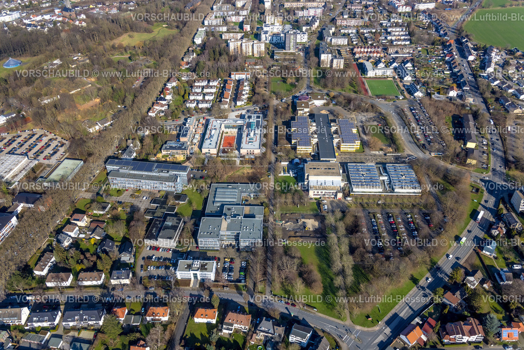Unna230213102 | Luftbild, Neubau Jakob-Muth-Schule mit Sportplatz, Hansa Berufskolleg, Schulamt für den Kreis Unna, Kreisverwaltung, Geschwister-Scholl-Gymnasium, Stadthalle, Hellweg Sporthallen, Königsborn, Unna, Ruhrgebiet, Nordrhein-Westfalen, Deutschland