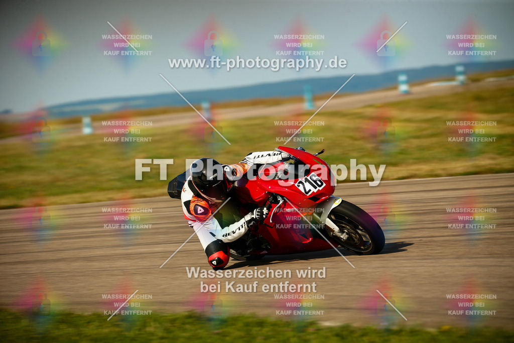 _MOT5794 | Hier findet Ihr Bilder von Touristenfahrten auf der Nürburgring Nordschleife oder von anderen Veranstaltungen die ich besucht habe. Viel Spass beim Durch Schauen 