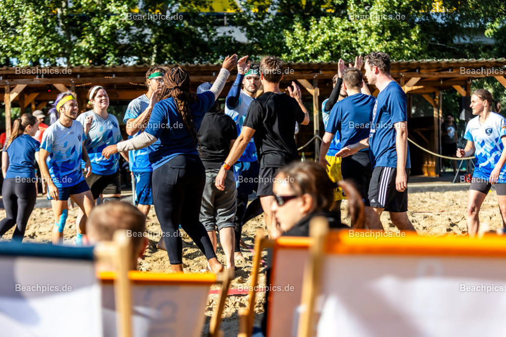 2025-200082024-Strandvölkerball-WM_1 |  23.08.2025; Berlin Foto: Gerold Rebsch - www.beachpics.de