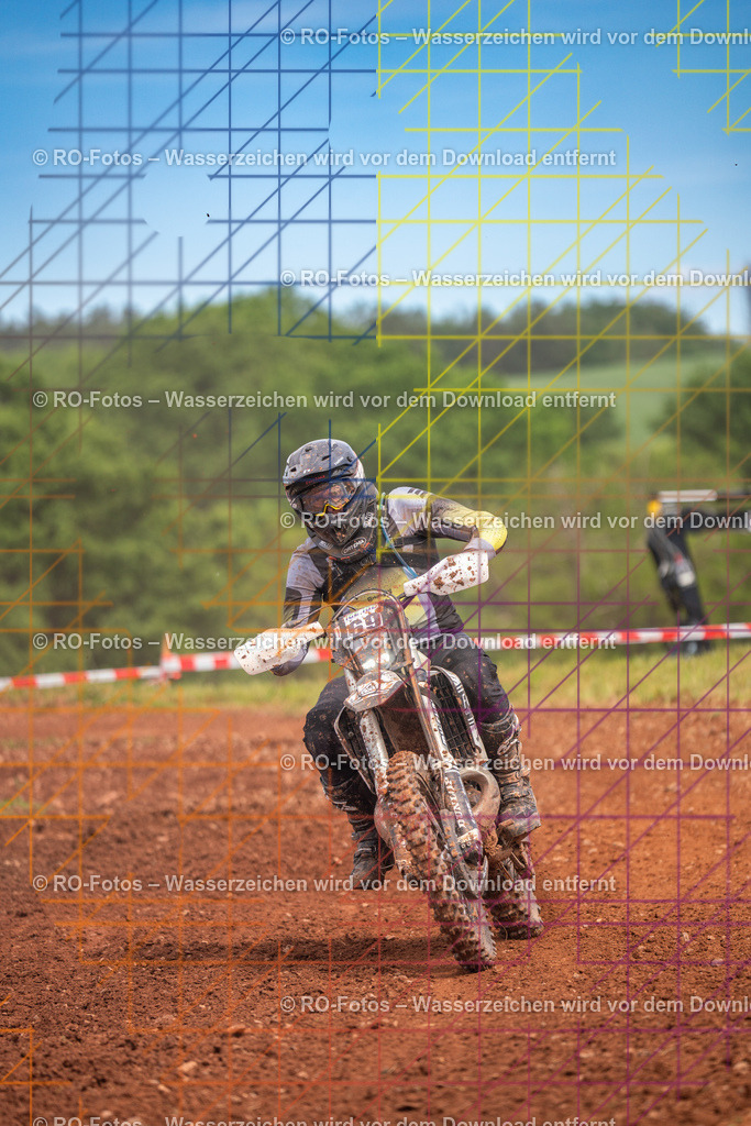 Wolfshausen 3 Lauf -418 | Sportfotografie von RO-Fotos: Motorsport, Motocross, Enduro, Laufveranstaltungen und Triathlon. Professionelle Fotos von Sportlern und Events. - Realisiert mit Pictrs.com