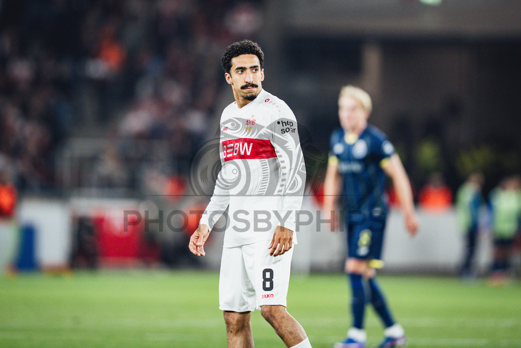 VfB Stuttgart vs. FC Porto, Fussball, Europa League, Achtelfinale, Hinspiel, 12.03.2026 | Tiago Tomas (VfB Stuttgart, #08),VfB Stuttgart vs. FC Porto, Fussball, Europa League, Achtelfinale, Hinspiel, 12.03.2026Foto: photosbyphips/Philip Ziegler