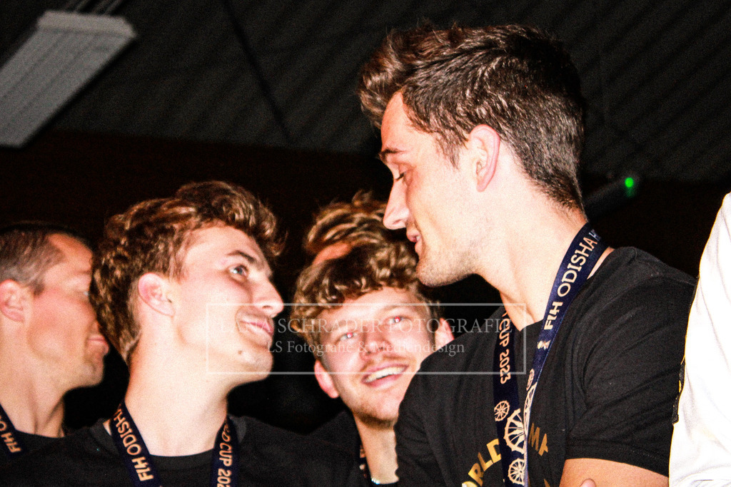 WM EMPFANG 30.01.23 LSF-34 | lanaschraderfotografie - Realisiert mit Pictrs.com