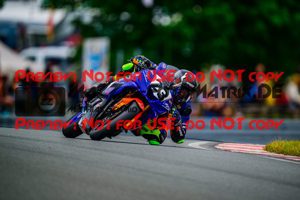 MaZZes_FotoMatrix_240727_6007705_1925 | SSP300