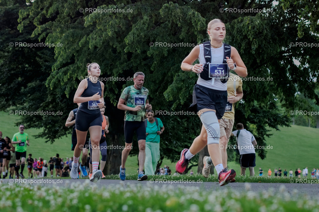 Sparda-Bank Nachtlauf Bonn; Bonn, 18.06.2025 | Impressionen vom Sparda-Bank Nachtlauf Bonn am 18.06.2025 in Bonn (Nordrhein-Westfalen). 