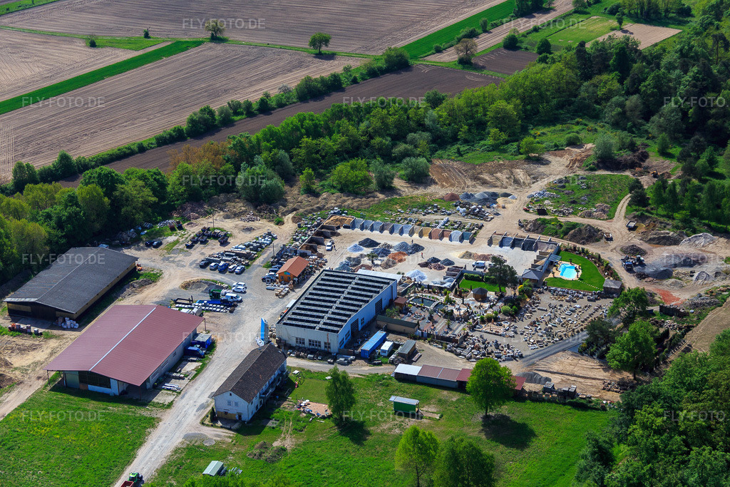 Luftbild: Palatinum Landschafts u. Gartendesign in Hagenbach im Bundesland Rheinland-Pfalz in Deutschland. Foto: IMG_078399.jpg vom 08.05.2015 durch Werner Riehm/FLY-FOTO.dePalatinum