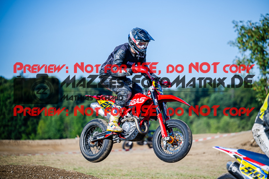 MaZZes_FotoMatrix_220904_3123 | S1