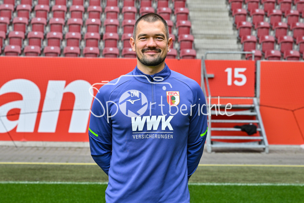 FC Augsburg 2025/26 | David MUELLER / Einzelfoto / Freisteller / Media Day FC Augsburg: WWK-Arena am 06.08.2025