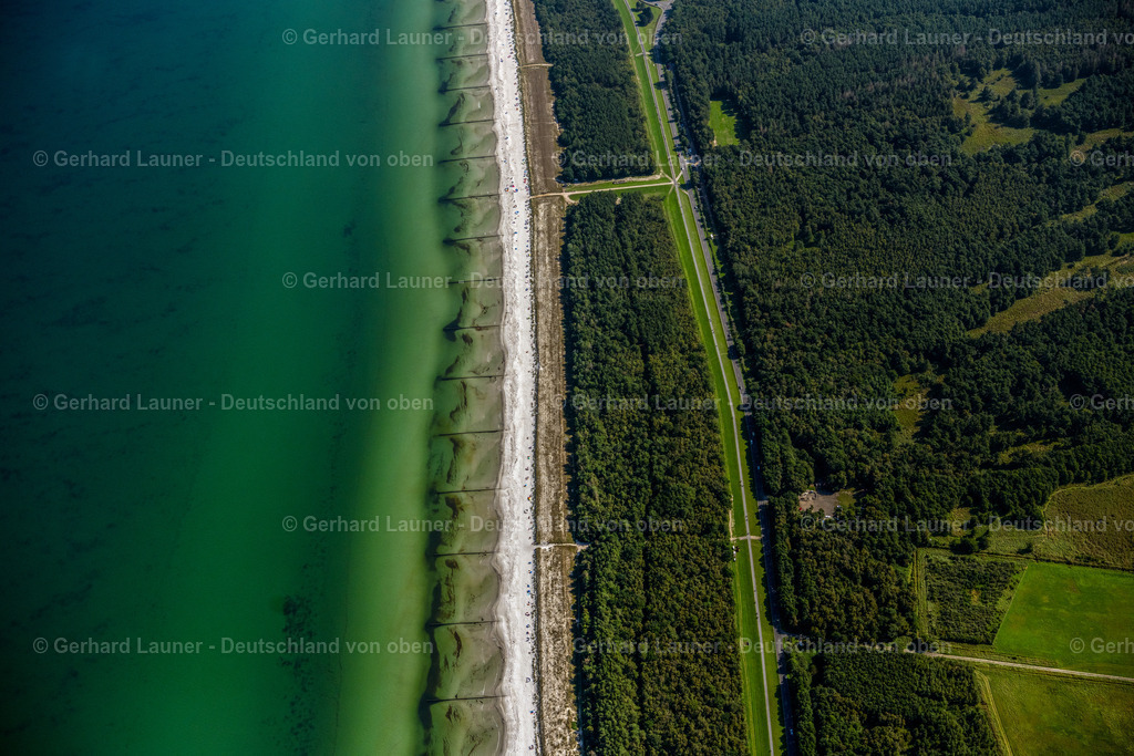 4061825 | Nationalpark Vorpommersche Boddenlandschaft, PREROW 08.09.2021 Küsten- Landschaft am Sandstrand der Ostsee in Prerow im Bundesland , Deutschland. // Coastline on the sandy beach of Baltic Sea in Prerow in the state , Germany. Foto: Gerhard Launer