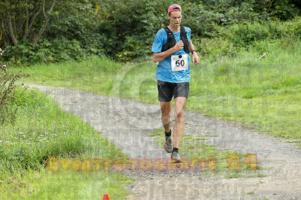 230826_1519_EX1_1367 | Sportfotografie im Rhein-Sieg Kreis, Köln, Bonn, NRW, Rheinland Pfalz, Hessen, etc. Unser Tätigkeitsfeld umfasst den Laufsport vom Volkslauf über den Marathon, Duathlon, Triathon bis zum Ultralauf wie Kölnpfad Ultra oder Schindertrail.