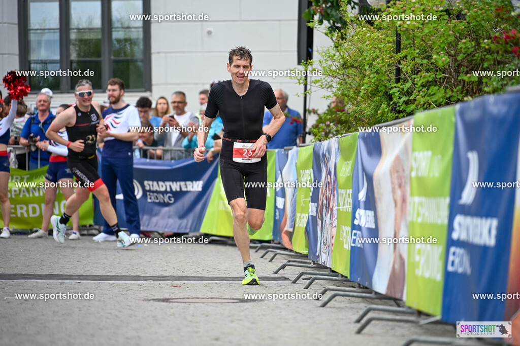 SZI_5639 | Stadttriathlon Erding 2025. #yourpictrs #sportshot_your_pictrs @Sportshotphotography #stadttriathlonerding Copyright: www.sportshot.de