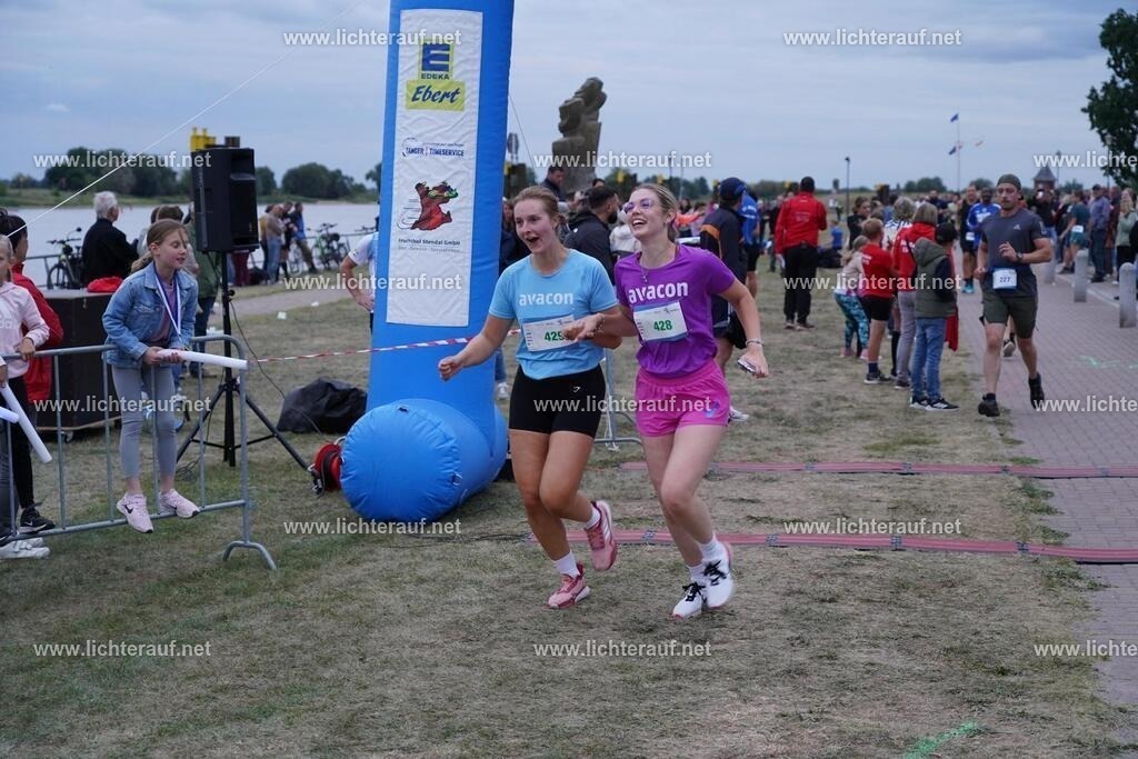 DSC05343 | Lichterlauf  - Realisiert mit Pictrs.com