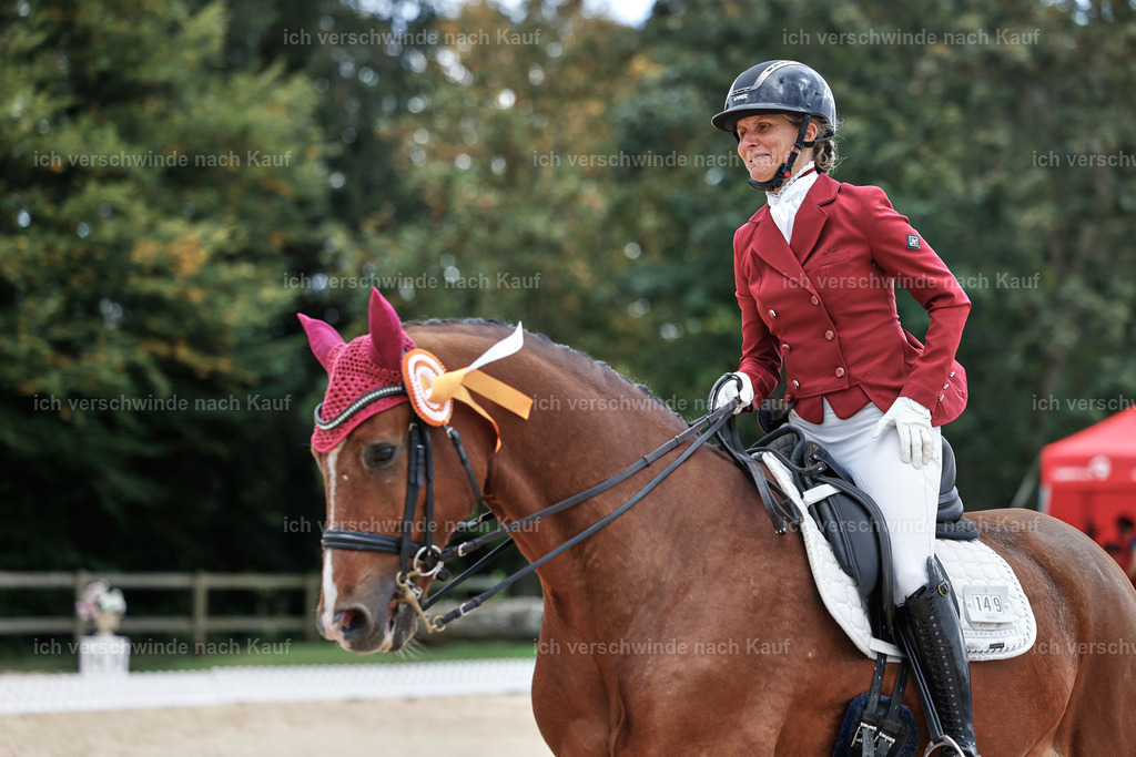 04_1-Siegerehrung-Dressur M__ -StoibPH-StoibPH-2714 | working equitationturnier fotograf videograf stoibphotography marixx film working equitation deutschland reitsport turnierfotografie eventfotografie equestrian events