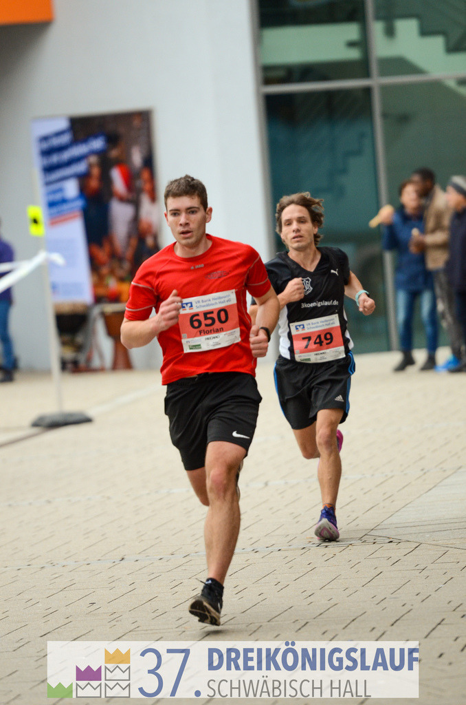 VR Bank Hauptlauf 10000m | 3 Koenigslauf 2023 - Realisiert mit Pictrs.com